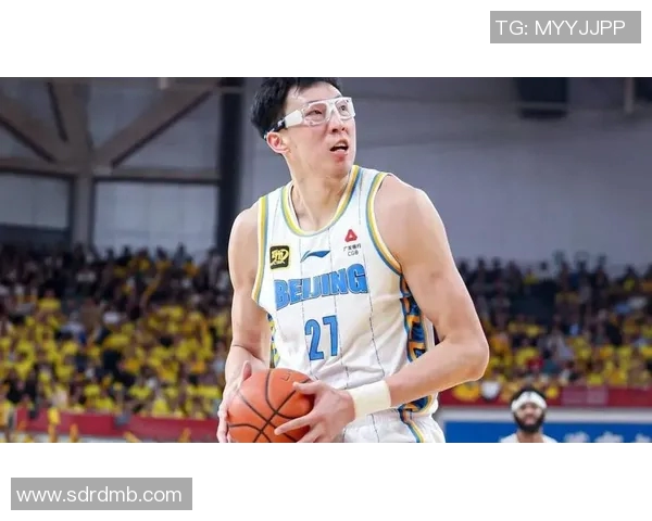 火箭队对阵掘金队周琦能否在关键时刻展现实力引发关注